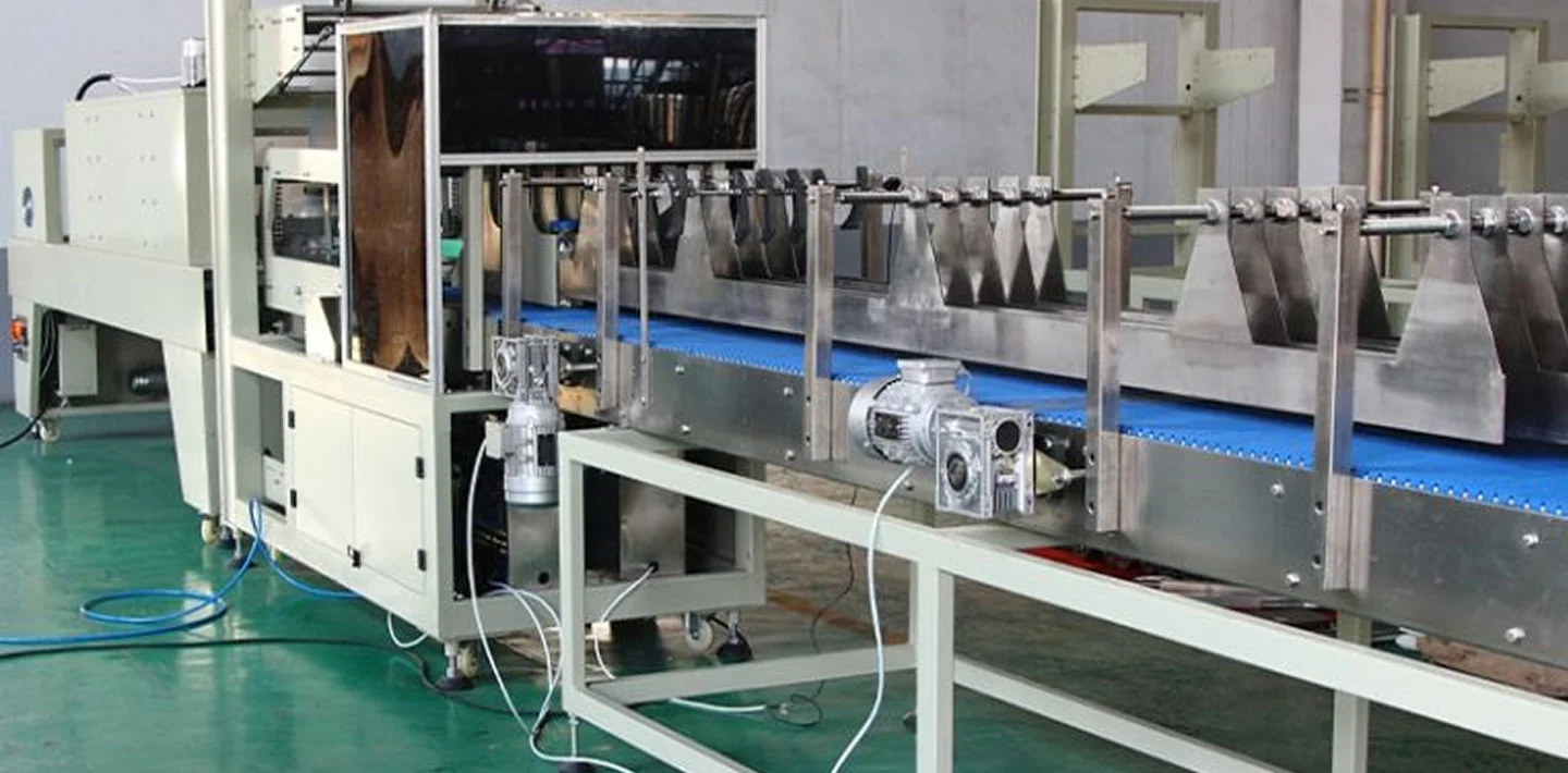 Bottle Shrink Wrapping Machine — PE film, half-tray, carton